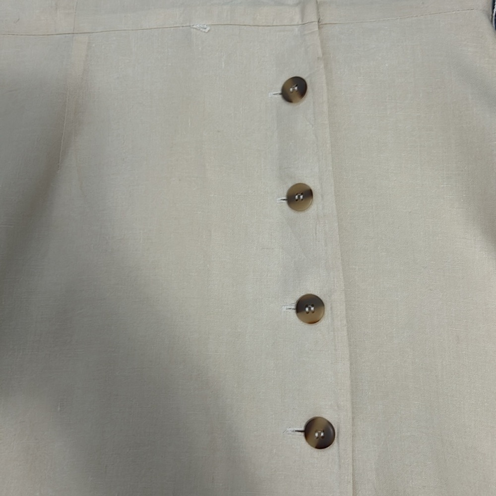 Talbots Cream Linen Wrap Dress with Fitted Bodice & A-line skirt. Vintage size 6 - Picture 4 of 7